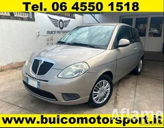 Lancia Ypsilon 1.2 60 CV - NEOPATENTATI