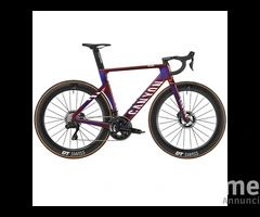 Bici da strada Canyon Aeroad CFR Di2 2024 (M3BIKESHOP)